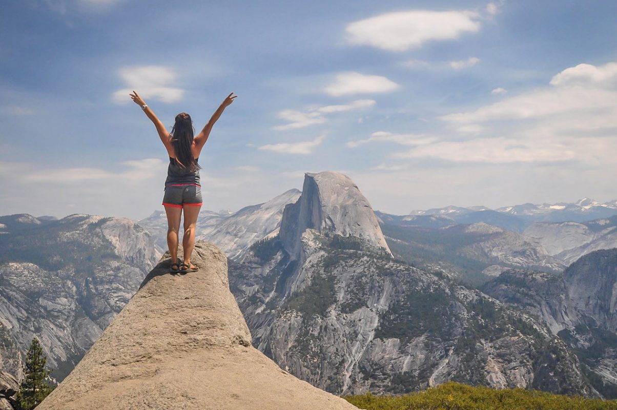 What to Wear Hiking in the Summer