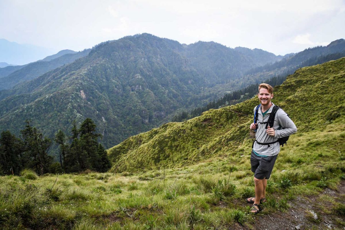 What to Wear Hiking: The Ultimate Guide to Comfort and Safety on