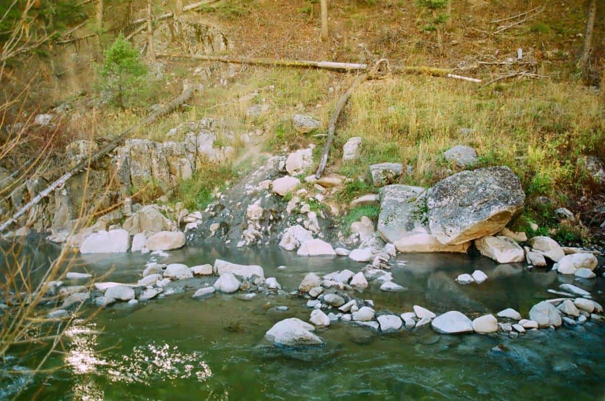 Frenchman's Bend Hot Springs | Image via Flickr by Mallory Freed