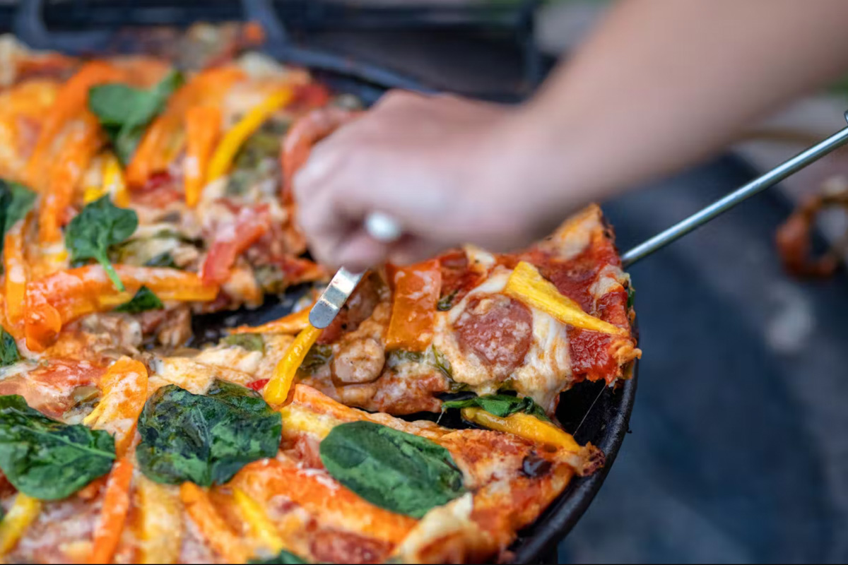 Campfire Pizza (Ashley Gretencord via Thor Industries)