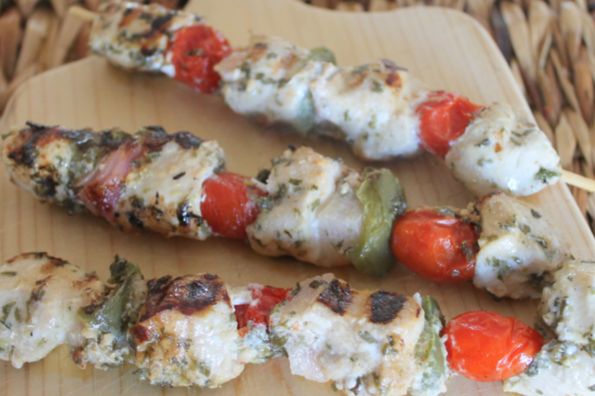 greek-chicken-skewers (Heather from Homemade Heather)