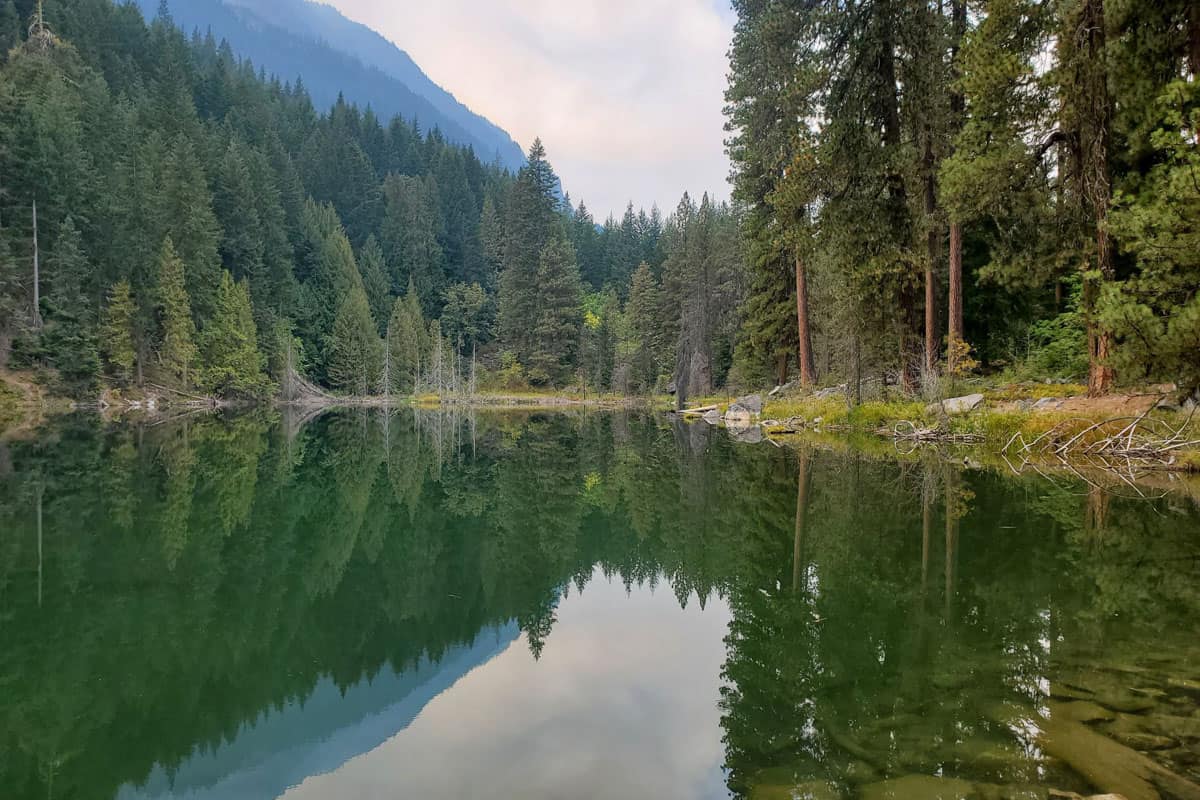 20 Picturesque Washington Lakes to Cool Off in This Summer Go