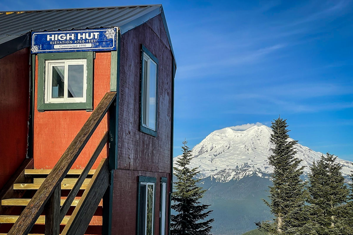High Hut Snowshoe Trail (Erik Adams)