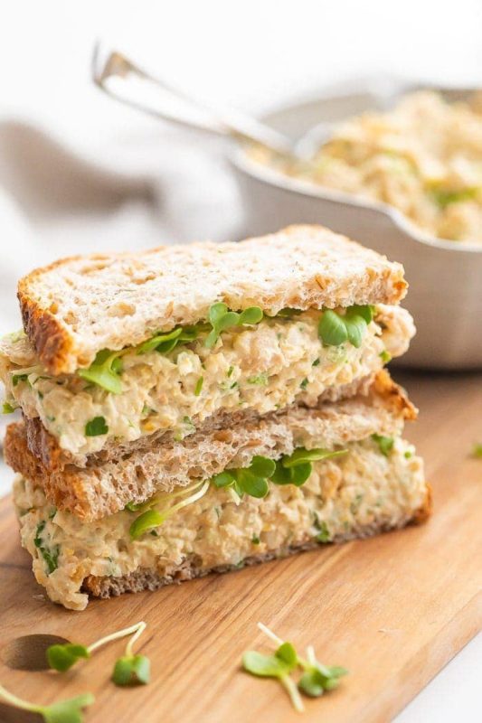 Chickpea Salad Sandwich (40 Aprons)
