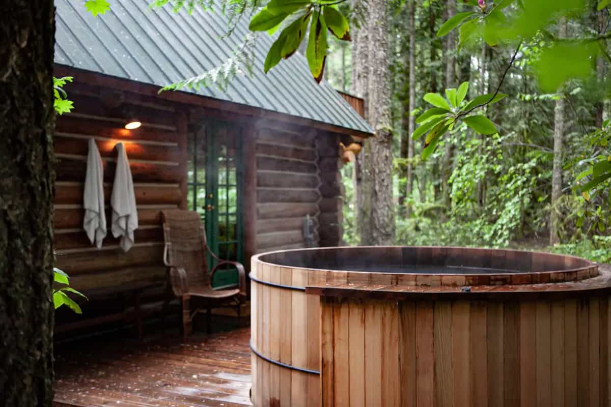 Cabins in Oregon | Camp Neary