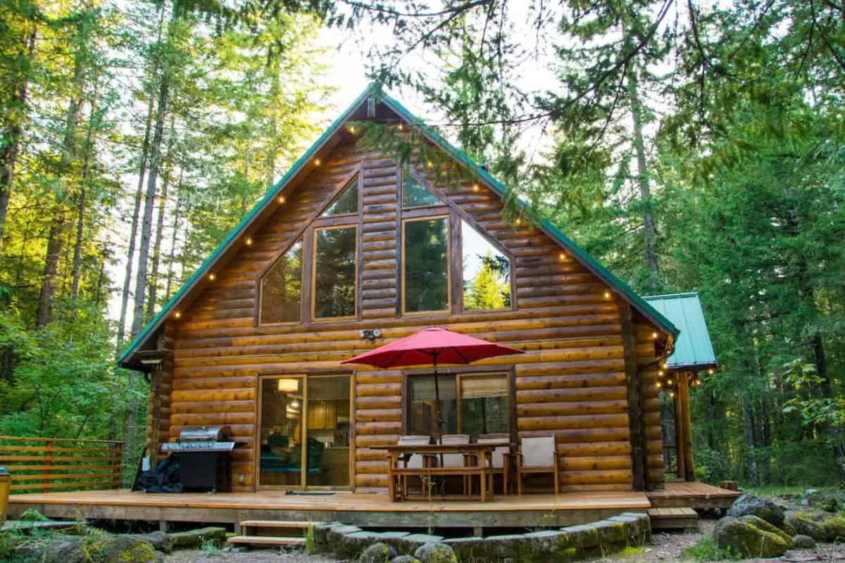Cabins in Oregon | Majestic Mountain Home