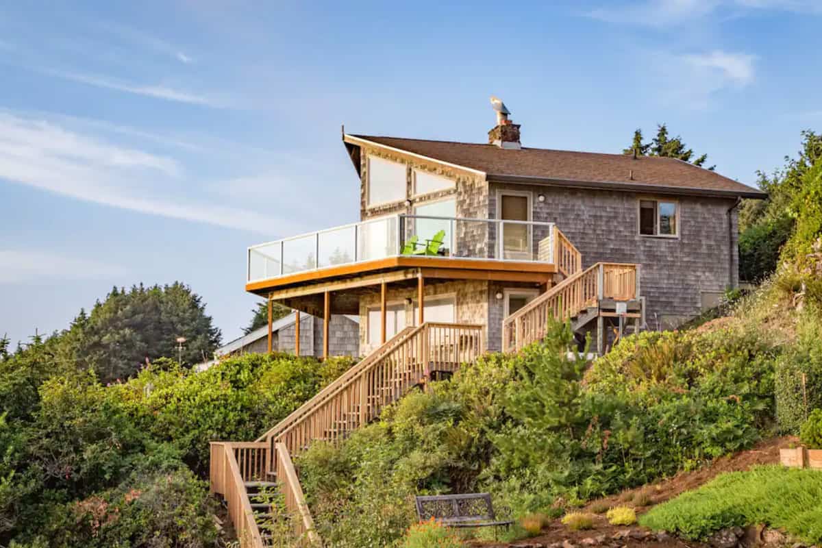 Cabins in Oregon | Pacific Overlook Cabin