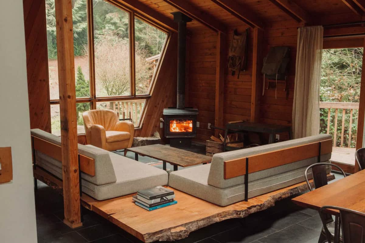 Cabins in Washington | Canyon Creek Cabin #1