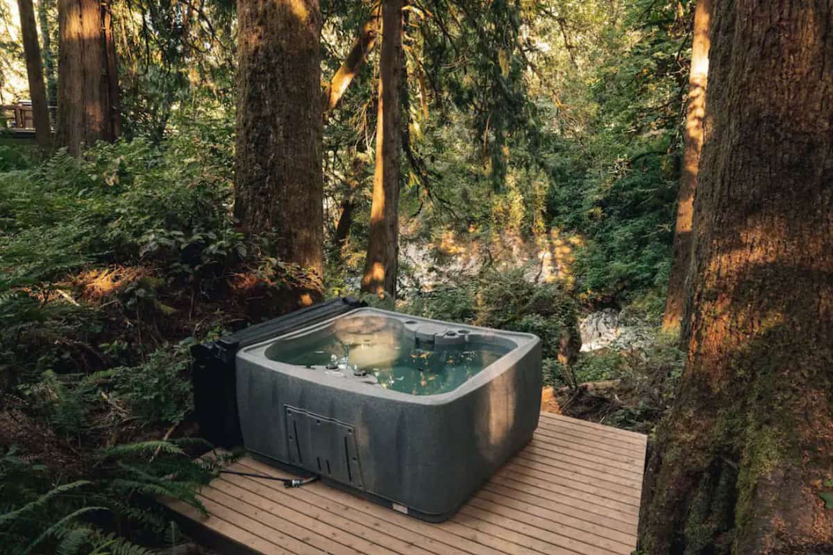 Cabins in Washington | Canyon Creek Cabin #2