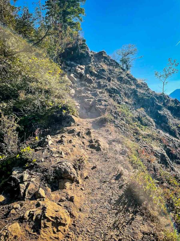 Mount Storm King hike (Wilson Wang)