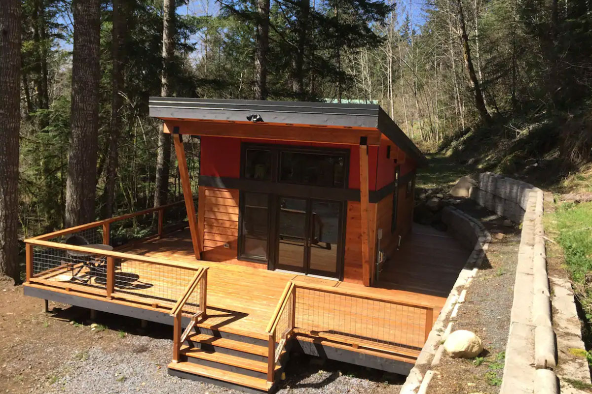 Cabins in Washington | New Modern Cabin Near Mount Rainier