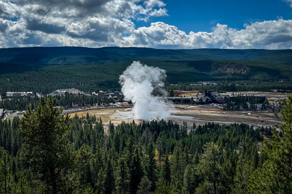 5 Day Glacier National Park to Yellowstone Itinerary - Go Wander Wild