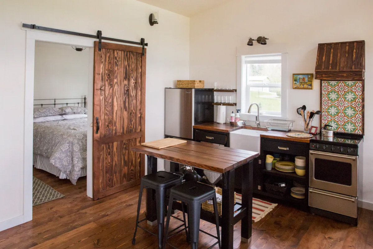 Cabins in Washington | Puget Sound View Cabin