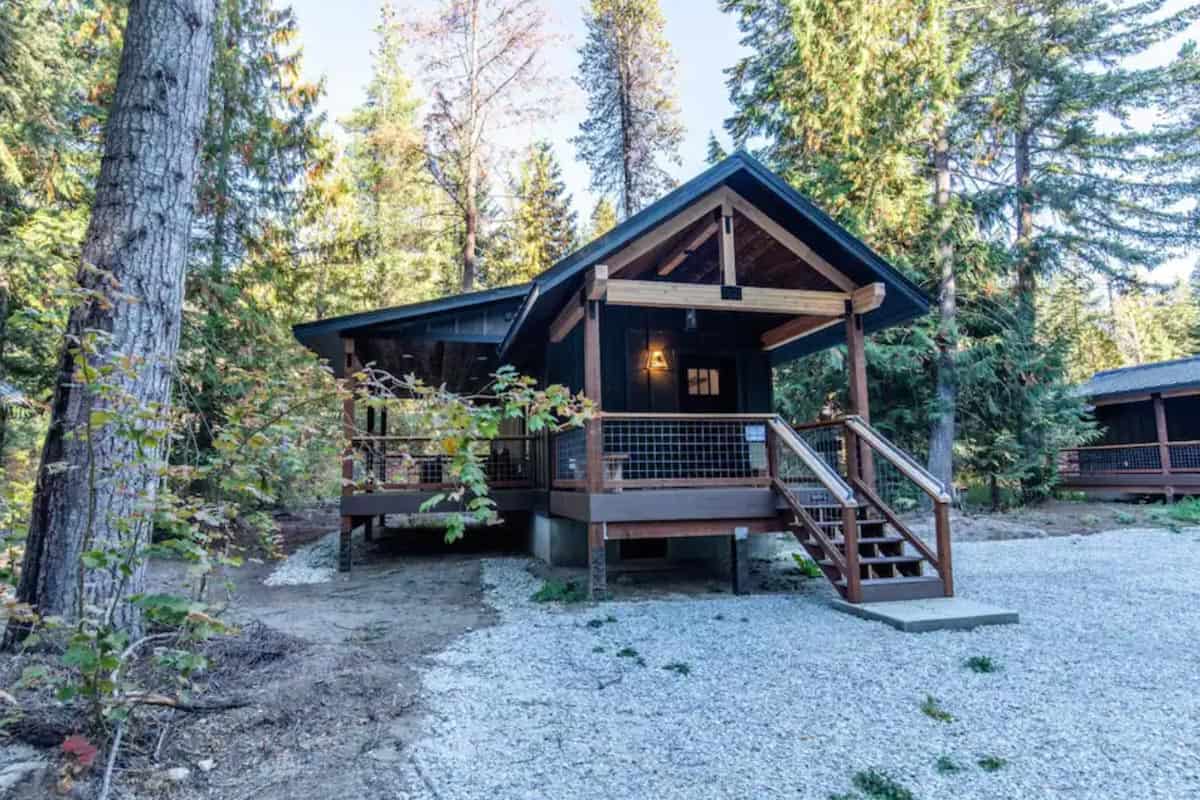 Cabins in Washington | Tall Pines Tiny Cabin