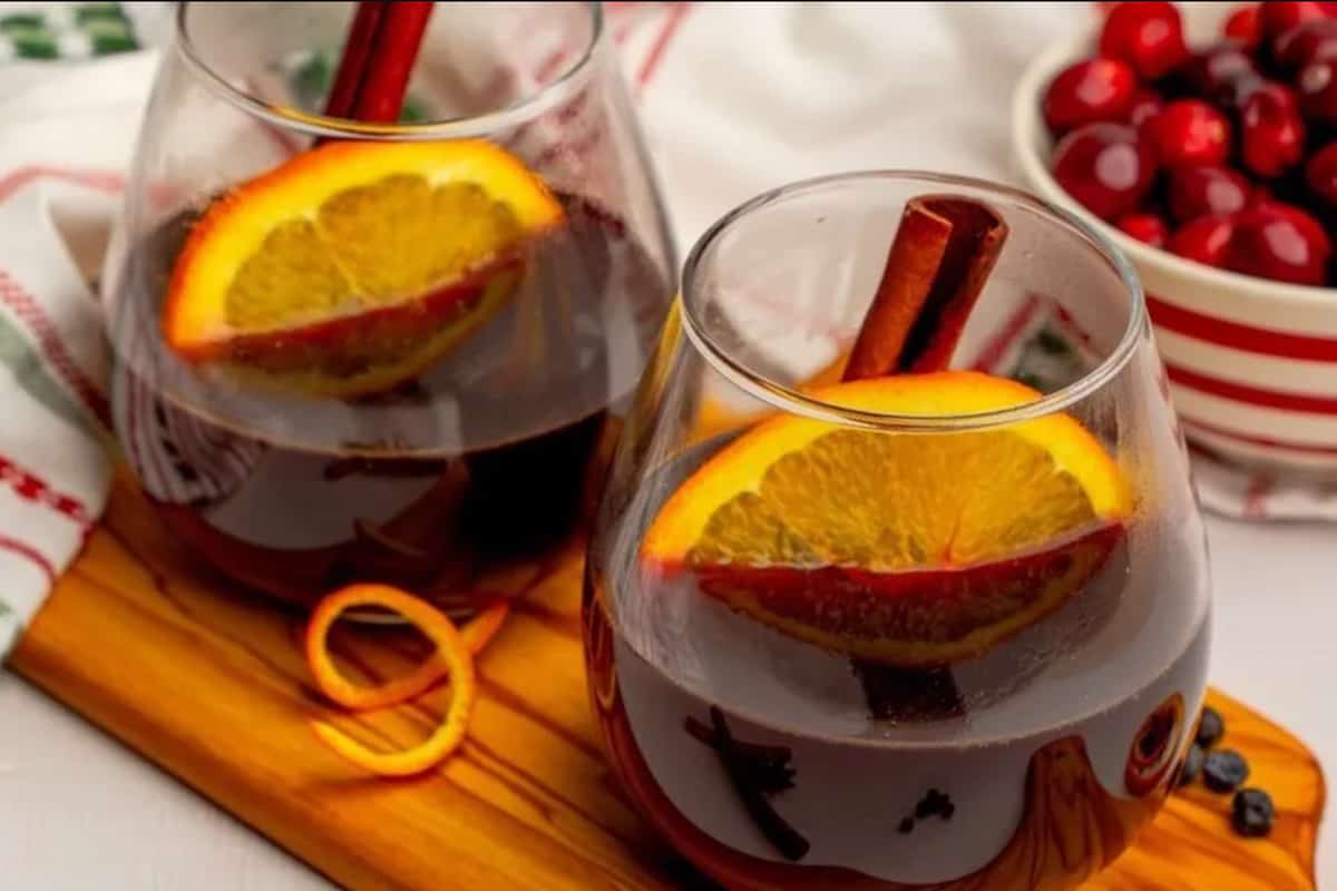 Honey Mulled Wine (The Adventure Dispatch)