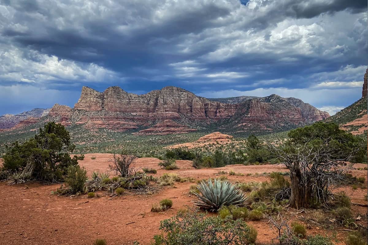 15 Easy Hikes in Sedona, Arizona for Beginners - Go Wander Wild